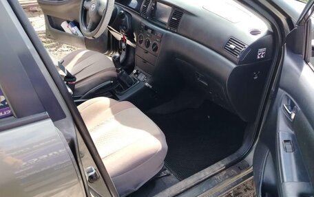 Toyota Corolla, 2005 год, 470 000 рублей, 5 фотография