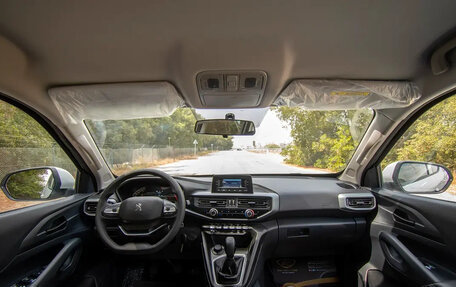 Peugeot LANDTREK, 2023 год, 3 760 000 рублей, 7 фотография