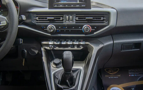 Peugeot LANDTREK, 2023 год, 3 760 000 рублей, 11 фотография