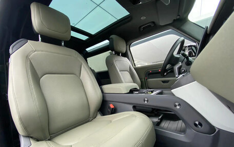 Land Rover Defender II, 2024 год, 9 700 000 рублей, 8 фотография