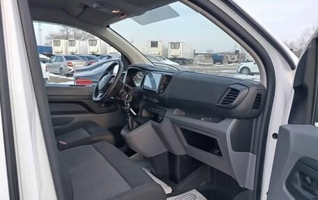 Peugeot Expert, 2021 год, 2 200 000 рублей, 11 фотография