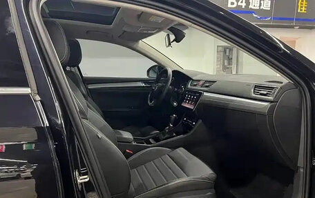 Skoda Superb III рестайлинг, 2021 год, 1 899 000 рублей, 15 фотография