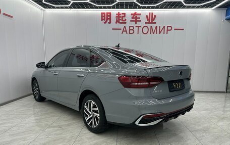 Volkswagen Lavida, 2022 год, 1 640 000 рублей, 6 фотография