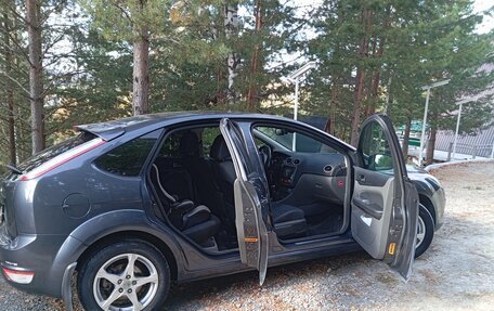 Ford Focus II рестайлинг, 2010 год, 750 000 рублей, 2 фотография