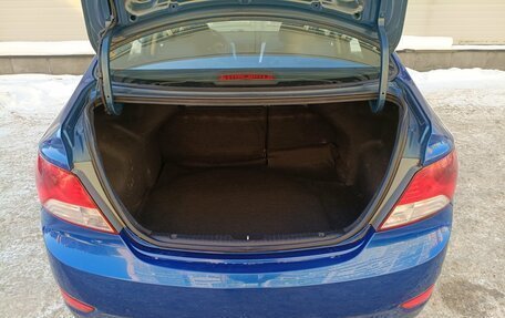 Hyundai Solaris II рестайлинг, 2011 год, 659 000 рублей, 16 фотография