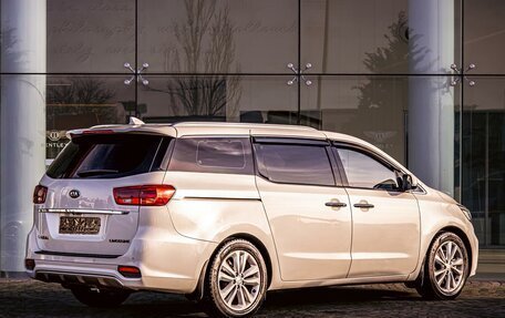 KIA Carnival III, 2020 год, 2 995 000 рублей, 6 фотография