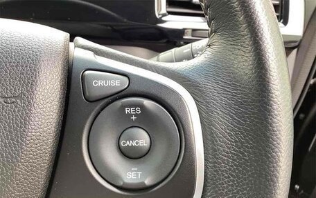 Honda Stepwgn IV, 2016 год, 1 825 000 рублей, 11 фотография