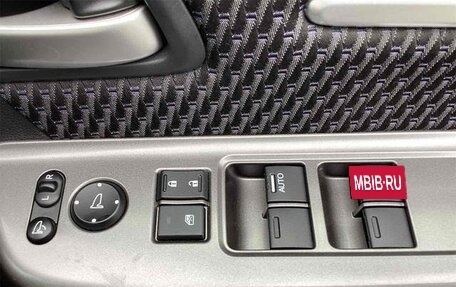 Honda Stepwgn IV, 2016 год, 1 825 000 рублей, 10 фотография