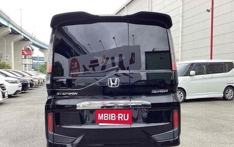 Honda Stepwgn IV, 2016 год, 1 825 000 рублей, 5 фотография