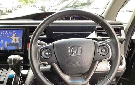 Honda Stepwgn IV, 2016 год, 1 825 000 рублей, 24 фотография