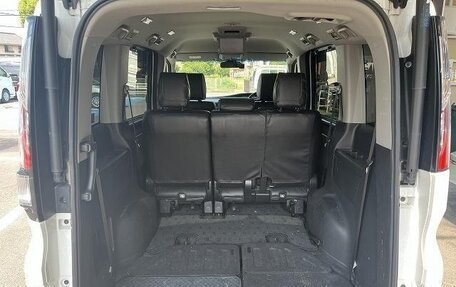 Honda Stepwgn IV, 2016 год, 1 743 000 рублей, 34 фотография