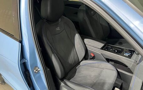 Volkswagen Tiguan, 2024 год, 4 500 000 рублей, 6 фотография