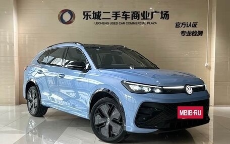 Volkswagen Tiguan, 2024 год, 4 500 000 рублей, 12 фотография