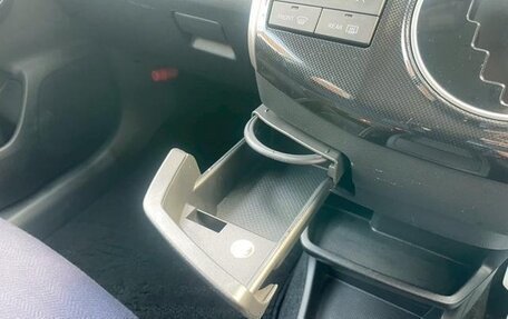 Toyota Wish II, 2011 год, 1 230 000 рублей, 15 фотография