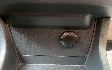 Toyota Wish II, 2011 год, 1 230 000 рублей, 17 фотография