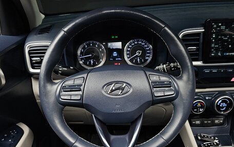 Hyundai Venue I, 2022 год, 1 675 000 рублей, 13 фотография