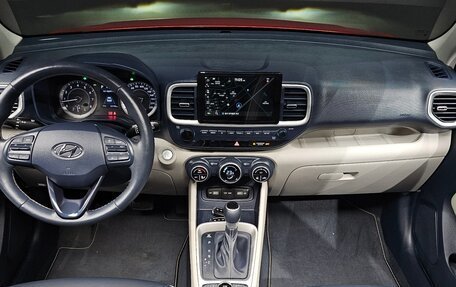 Hyundai Venue I, 2022 год, 1 675 000 рублей, 7 фотография