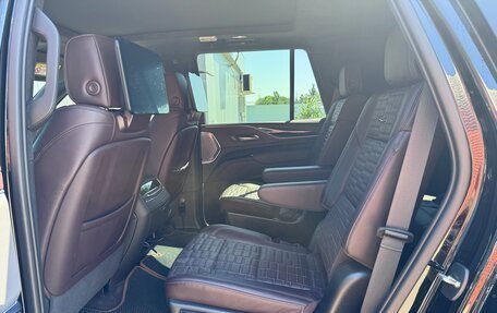 Cadillac Escalade V, 2023 год, 14 000 000 рублей, 6 фотография