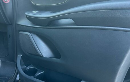 Mercedes-Benz V-Класс, 2018 год, 3 550 000 рублей, 7 фотография