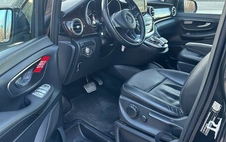 Mercedes-Benz V-Класс, 2018 год, 3 550 000 рублей, 8 фотография