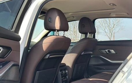 BMW 3 серия, 2021 год, 2 840 000 рублей, 4 фотография