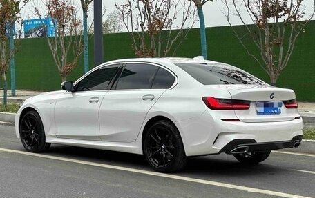 BMW 3 серия, 2021 год, 2 840 000 рублей, 2 фотография