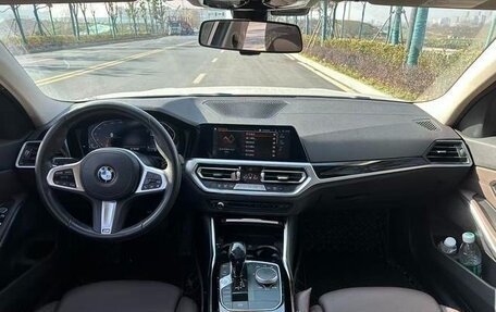 BMW 3 серия, 2021 год, 2 840 000 рублей, 9 фотография