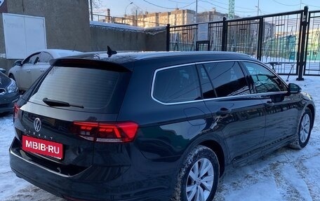 Volkswagen Passat B8 рестайлинг, 2020 год, 1 899 000 рублей, 3 фотография