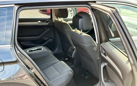 Volkswagen Passat B8 рестайлинг, 2020 год, 1 899 000 рублей, 13 фотография