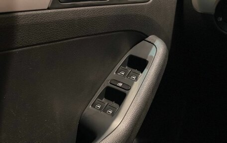 Volkswagen Jetta VI, 2012 год, 990 000 рублей, 9 фотография