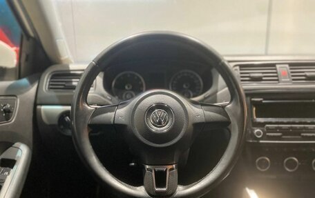 Volkswagen Jetta VI, 2012 год, 990 000 рублей, 10 фотография
