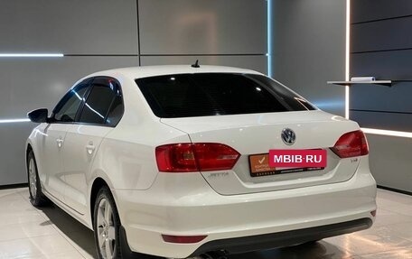 Volkswagen Jetta VI, 2012 год, 990 000 рублей, 3 фотография