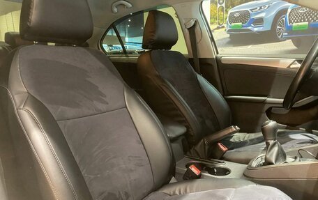 Volkswagen Jetta VI, 2012 год, 990 000 рублей, 14 фотография