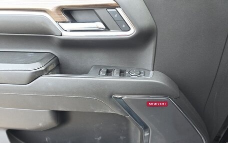 Chevrolet Silverado, 2024 год, 6 250 000 рублей, 11 фотография