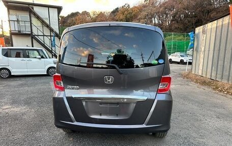 Honda Freed I, 2012 год, 832 000 рублей, 4 фотография