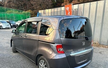 Honda Freed I, 2012 год, 832 000 рублей, 2 фотография