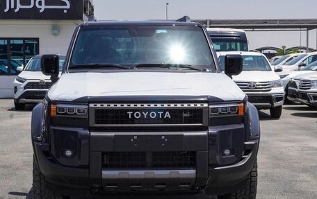 Toyota Land Cruiser Prado, 2025 год, 11 990 000 рублей, 2 фотография