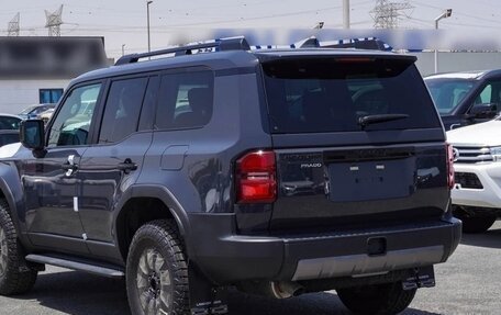 Toyota Land Cruiser Prado, 2025 год, 11 990 000 рублей, 6 фотография