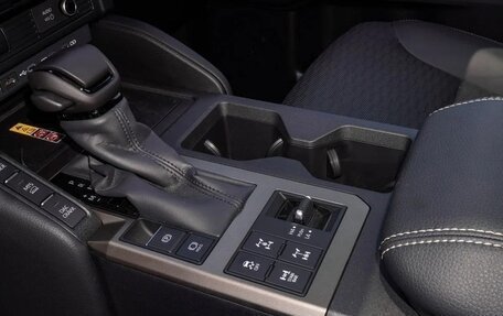 Toyota Land Cruiser Prado, 2025 год, 11 990 000 рублей, 14 фотография