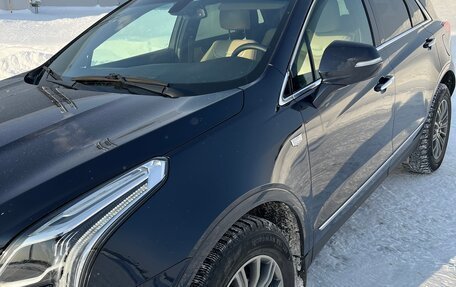 Cadillac XT5 I рестайлинг, 2016 год, 1 990 000 рублей, 3 фотография