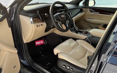 Cadillac XT5 I рестайлинг, 2016 год, 1 990 000 рублей, 17 фотография