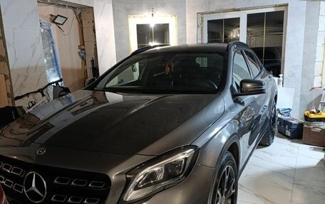 Mercedes-Benz GLA, 2017 год, 2 400 000 рублей, 2 фотография