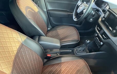 Skoda Rapid II, 2022 год, 1 990 000 рублей, 9 фотография