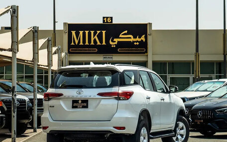 Toyota Fortuner II, 2026 год, 4 650 000 рублей, 2 фотография