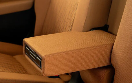 Toyota Fortuner II, 2026 год, 4 650 000 рублей, 16 фотография