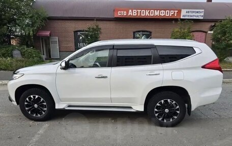 Mitsubishi Pajero Sport III рестайлинг, 2019 год, 2 499 999 рублей, 6 фотография