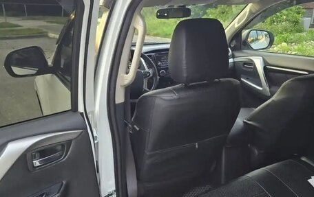 Mitsubishi Pajero Sport III рестайлинг, 2019 год, 2 499 999 рублей, 9 фотография