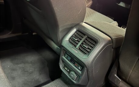 Volkswagen Tiguan II, 2019 год, 14 фотография