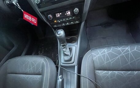 Skoda Rapid I, 2018 год, 1 300 000 рублей, 14 фотография