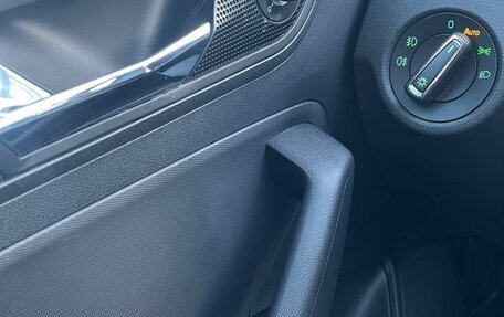 Skoda Rapid I, 2018 год, 1 300 000 рублей, 22 фотография